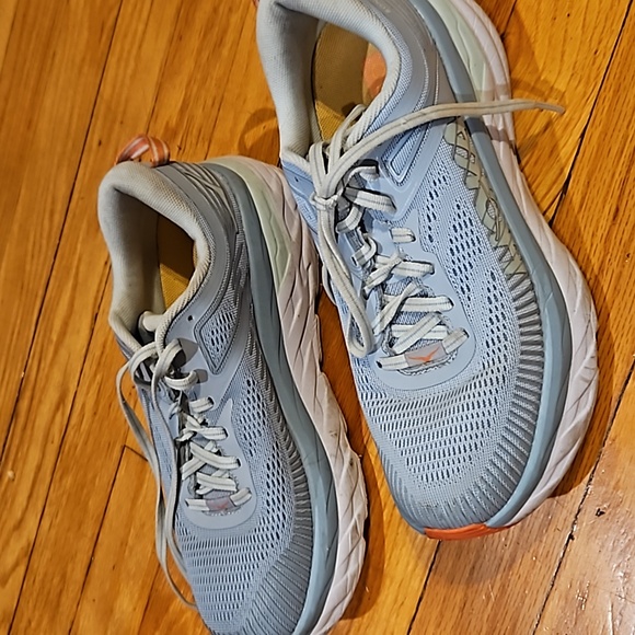 Hoka Bondi 7 one one Size: 7.5 - Picture 3 of 8